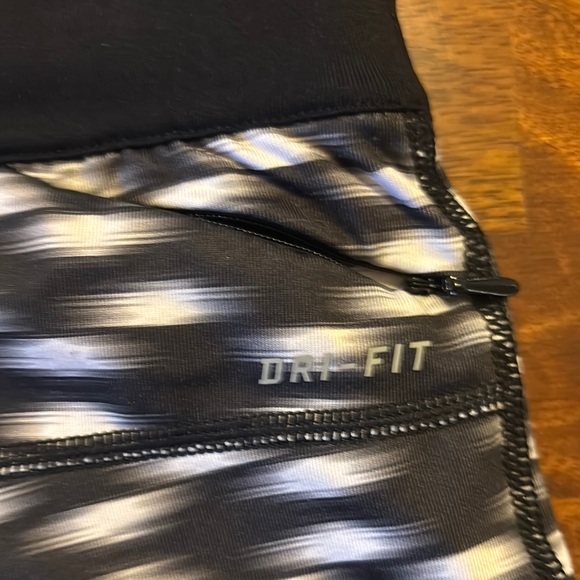 Nike Blue and Black Leggings for Active Comfort size Small - Picture 10 of 13